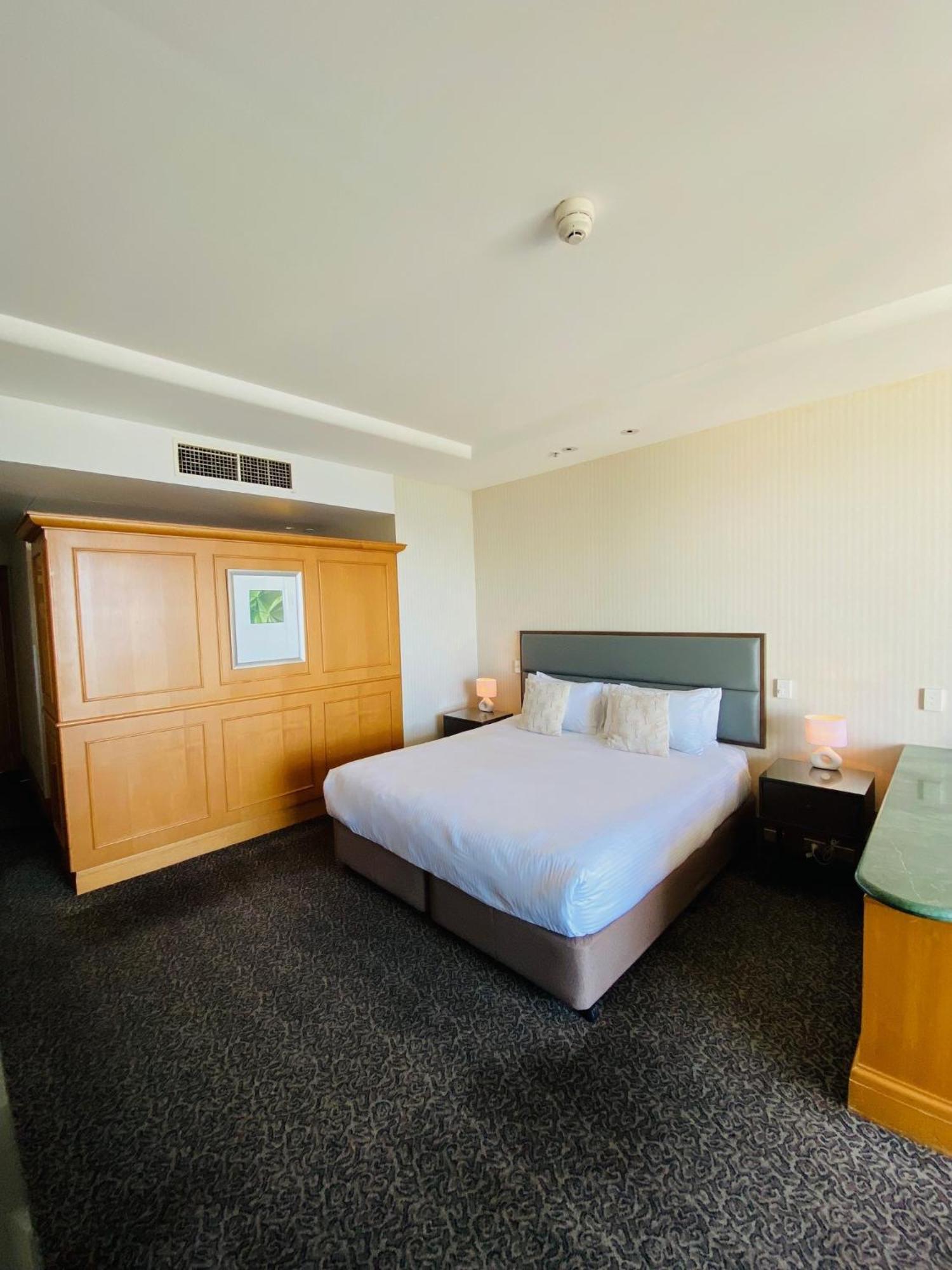 Apartment Ocean View Surfers Paradise *